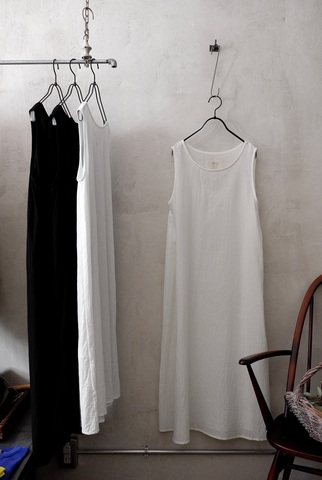 VlasBlomme Baby Cottonのレイヤードワンピース
