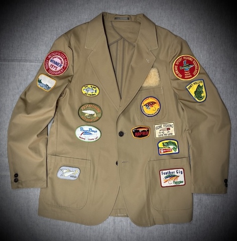 ADJUSTABLE COSTUME