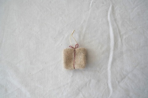 プレゼント箱　オーナメント