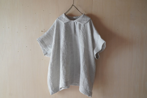 風のとおるブラウス　ラミーリネン　キナリ