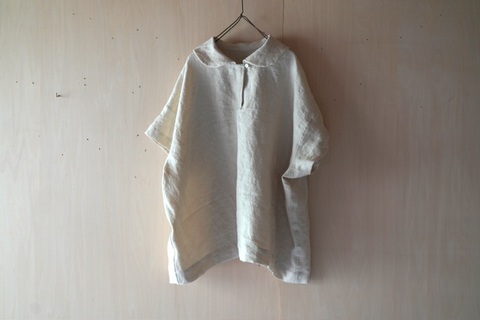 風のとおるブラウス　キナリ色