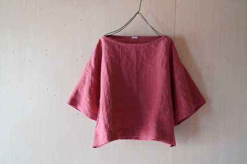 Tシャツみたいなブラウス　ストロベリー