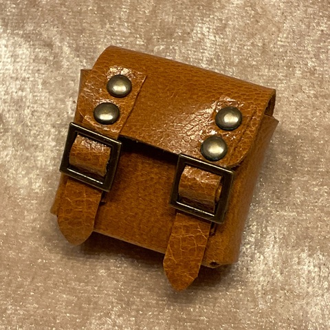 ポーチM/バックルA【14/マスタード】