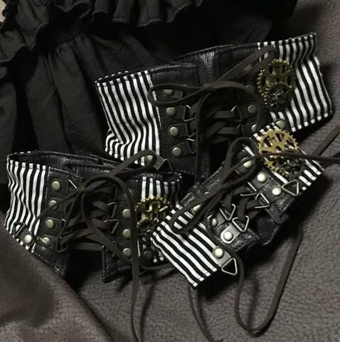 フリー対応コルセット18