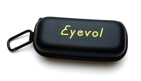 【Eyevol のカラビナ付きケース】Eyevol（アイヴォル）　ZIP SOFT CASE YELLOW LOGO（イエローロゴ）