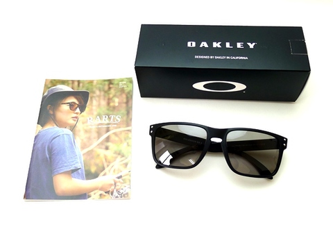 OAKLEY（オークリー）× RARTS（アーツ）　HOLBROOK RX(A)　Satin Black / RARTS（アーツ） グラファイトグレー 裏面マルチ