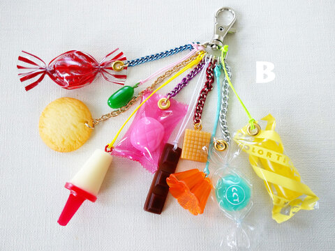 CANDY TICKET COLOR :CANDY カンカラチケットのスイーツデコBible バッグチャーム フェイクスイーツ作家様 TICKET COLOR チャーム