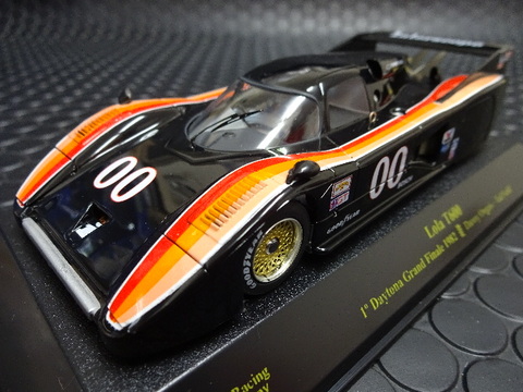 Amazon | Auto World 36フィート Victory 400 4レーンスロット