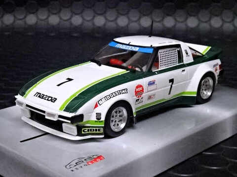 スロットカー　SCLEXTRIC LIMITED EDITION Carrera Exclusiv 124 ｽﾛｯﾄｶｰ 20223 ◇'41 Hot Rod High