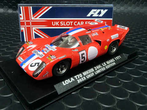【スロットカー】Scalextric（Hornby）スーパー7（赤） Scalextric Mazda RX7 FD - Nurburgring 24 2007 (C4626)