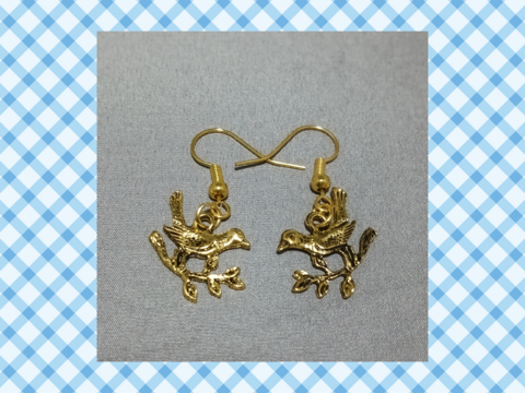 小鳥ピアス