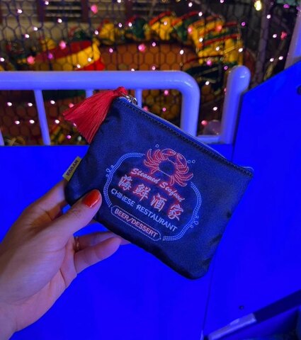 MACAU　TISSUE　POUCH（蟹）（香港　海鮮ネオンポーチ)/selected