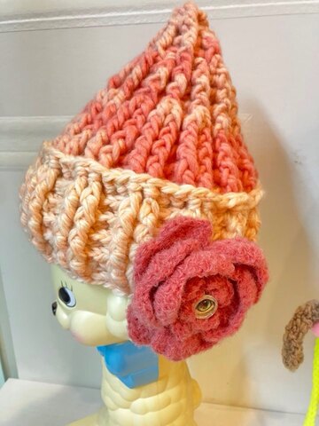 乙女つばきの猫目ニット帽子/Mog.xxx