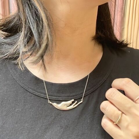 羽ばたく鳥モチーフネックレス　*habataki*  （シルバー）
