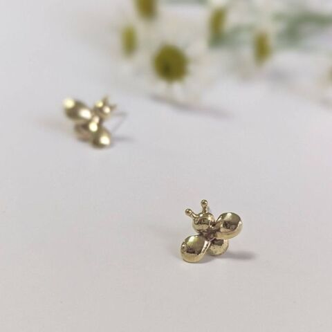 小さな昆虫ピアス　*みつばち*  ※片耳売り（真鍮：ピアス・ノンホールピアス）