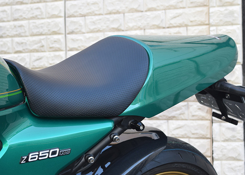【Z650RS】シングルシート（FRP塗装済み品）