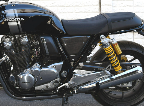 【CB1100RS】カーボン・サイドカバー（スムージングタイプ）クリア塗装済み品