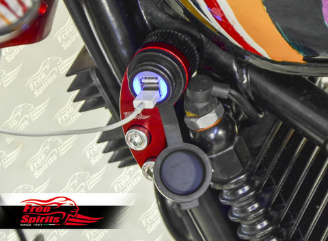 Triumph Classic用USBパワーポイントブラケットCod. 309011R/K/S