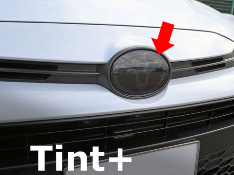 Tint+ トヨタ GRヤリス GXPA16/MXPA12 前期/後期 フロントエンブレム 用 (スモーク)
