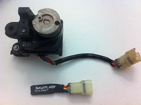 CBR1000RR/CBR600RR エキゾーストバルブモーター サーボ キャンセラー