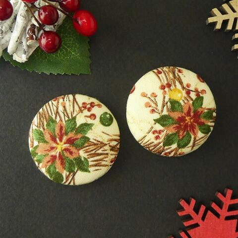 キャラメルカラー♡白い花♡5センチパッチンピンと2.7センチくるみボタンヘアゴム キャラメルカラー♡白い花♡5センチパッチンピンと2.7センチくるみ