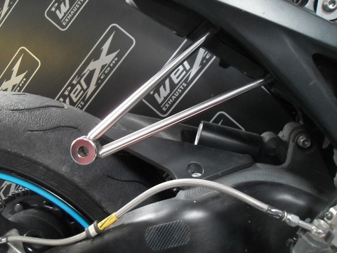 Pipewerx 08-13 CBR1000RR サイレンサーブラケット