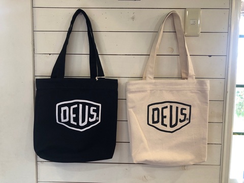 貴重！海外deus shop 備品 貴重！海外DEUSショップ備品 Deus Ex Machina Japan Official