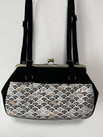 がま口リュック　猫と鯛焼き　ブラック