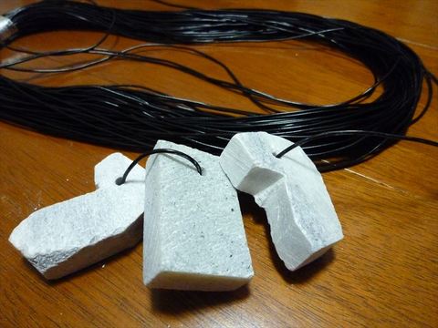 ろう石(勾玉つくり）の商品一覧 | はにわ処さかもと商店 埴輪 土偶