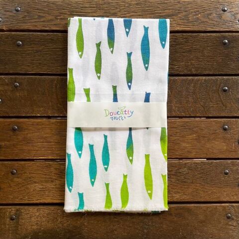 Doucatty てぬぐい「水色の魚」