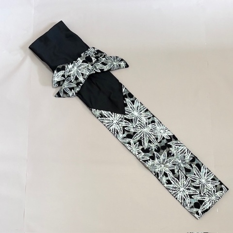 モノクロフラワー×ブラック