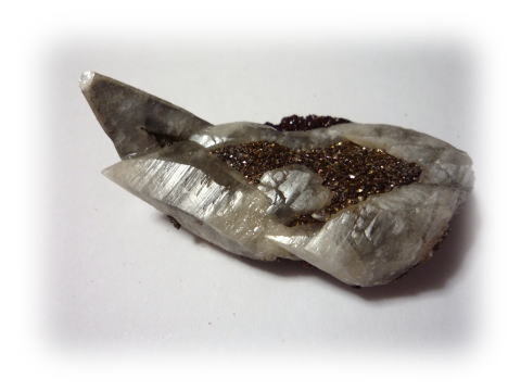 Calcite　&　Marcasite　カルサイト＆マーカサイト