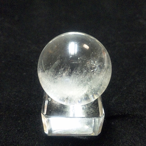 レインボー入り透明水晶玉34mm