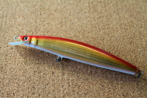 ﾊﾝﾄﾞﾒｲﾄﾞﾙｱｰ飛流11ｃｍ　金赤