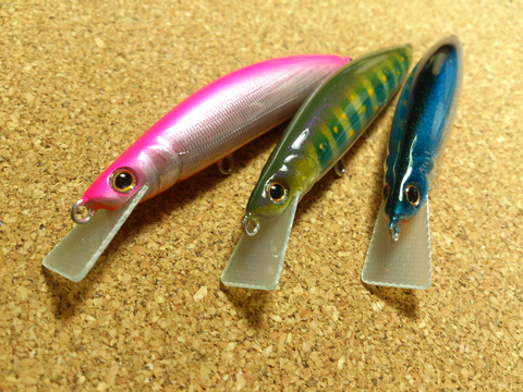 ハンドメイドルアー飛流7ｃｍ ピンクヤマメ