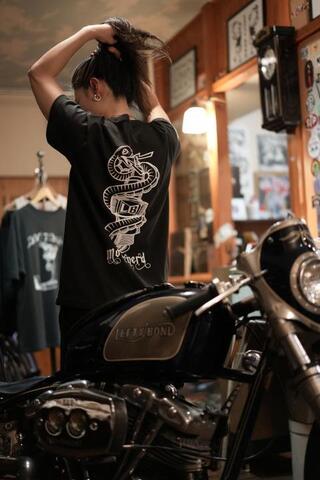 Plug Snake TEE