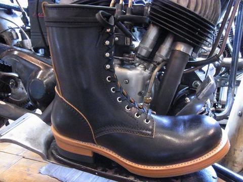RACE UP BOOTS