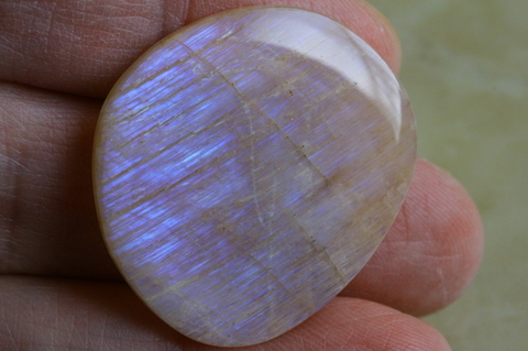 極上！ロシア産ベロモライト・ムーンストーン・カボション2【最高品質・高波動・光沢・超激レア】