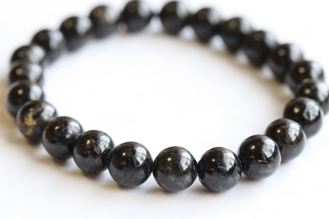 極上ギラギラ！過去最高品質8mm玉！高波動グリーンランド産ヌーマイト・ブレスレット【最高品質・高波動・光沢・超激レア】