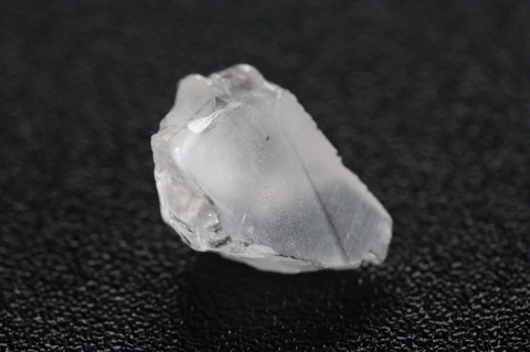 極上ギラギラ！超透明3.7ct！丸ごとフェナカイト！超高波動ロシア産フェナカイト原石【最高品質・超透明・超光沢・レインボー・超激レア】