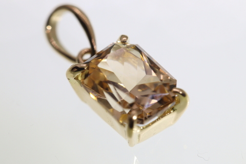 究極！完全透明ゴールデンフェナカイト1.31ct！超高波動ロシア産フェナカイト18Kペンダント鑑別書付き【最高品質・超透明・超光沢・超超激レア】