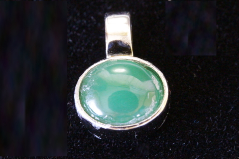 超激レア！入手困難！高波動グリーンランド産グリーンランダイト・ペンダント【高品質・透明・高波動・光沢・超激レア】