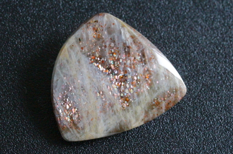 極上キラキラ！ロシア産サンストーン・ルース29mm【最高品質・光沢・激レア】  