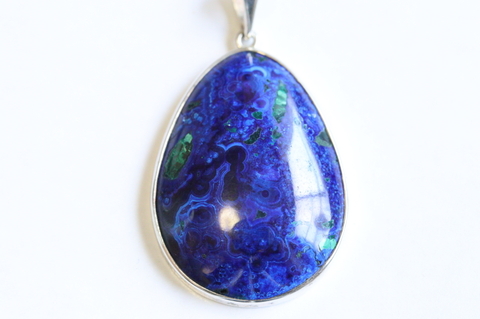 極上！濃厚ネイビー！高波動ロシア産アズライト・ペンダント【最高品質・光沢・超激レア】