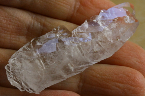 超激レア！超透明ロシアウラル産クリアクォーツ【最高品質・高波動・透明・光沢・超激レア】