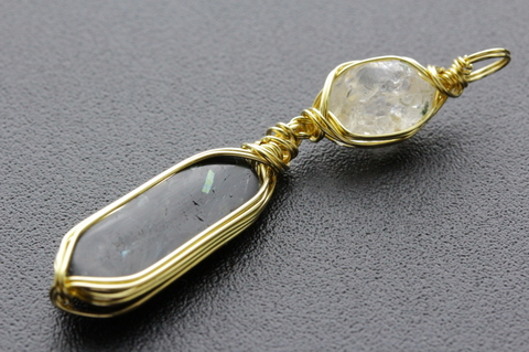 極上！高波動ロシア産フェナカイト＆グリーンランド産ヌーマイト・ペンダント【最高品質・高波動・光沢・超激レア】