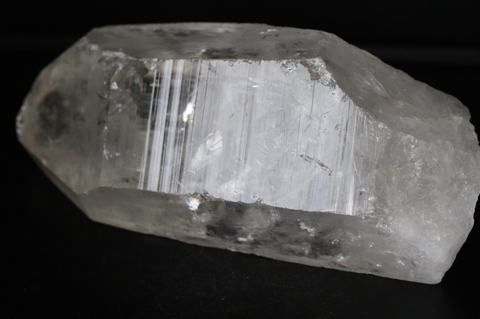 超ビッグサイズ1382g！レコードキーパー＆レインボー！高波動ウラル産レムリアン水晶【最高品質・高波動・超透明・超光沢・レコードキーパー・レインボー・超超激レア】