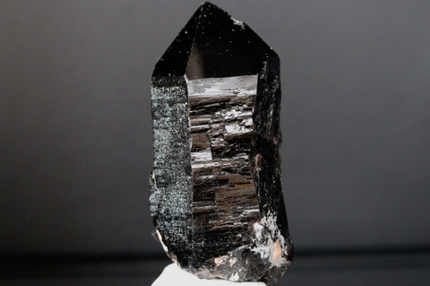 極上光沢！レコードキーパー！高波動チベット産モリオン原石110g【最高品質・超光沢・レコードキーパー・激レア】