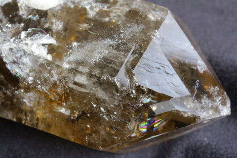 極上！超高波動ロシアウラル産スモーキーマスタークリスタル【最高品質・超高波動・超透明・超光沢・レインボー・DT・レコードキーパー・超激レア】