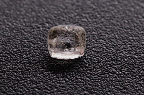 極上宝石1.09ct！超高波動ロシア産フェナカイト・ルース鑑別書付き【最高品質・超透明・超光沢・超激レア】